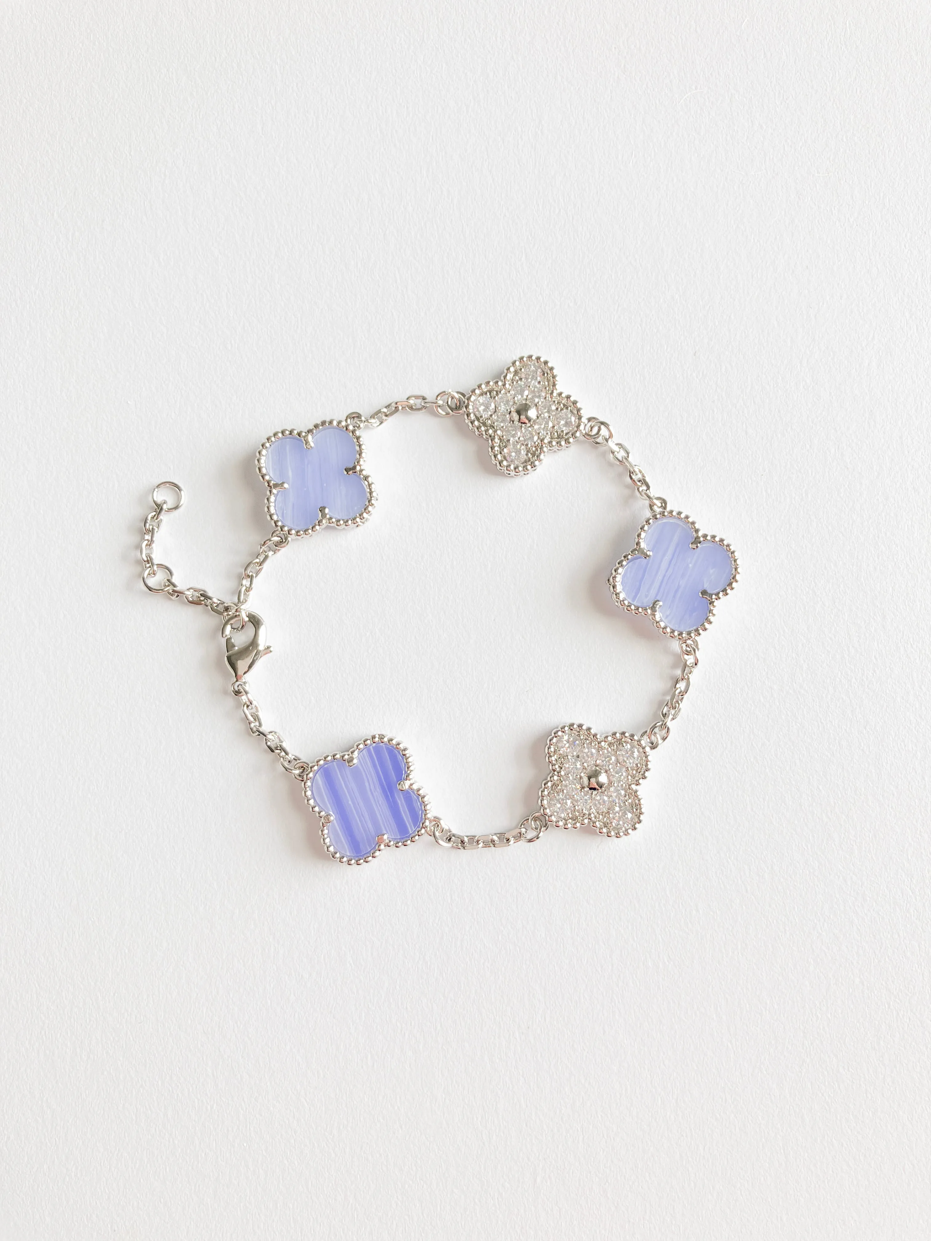 Agate and Cubic Zirconia Quatrefoil Bracelet in Silver