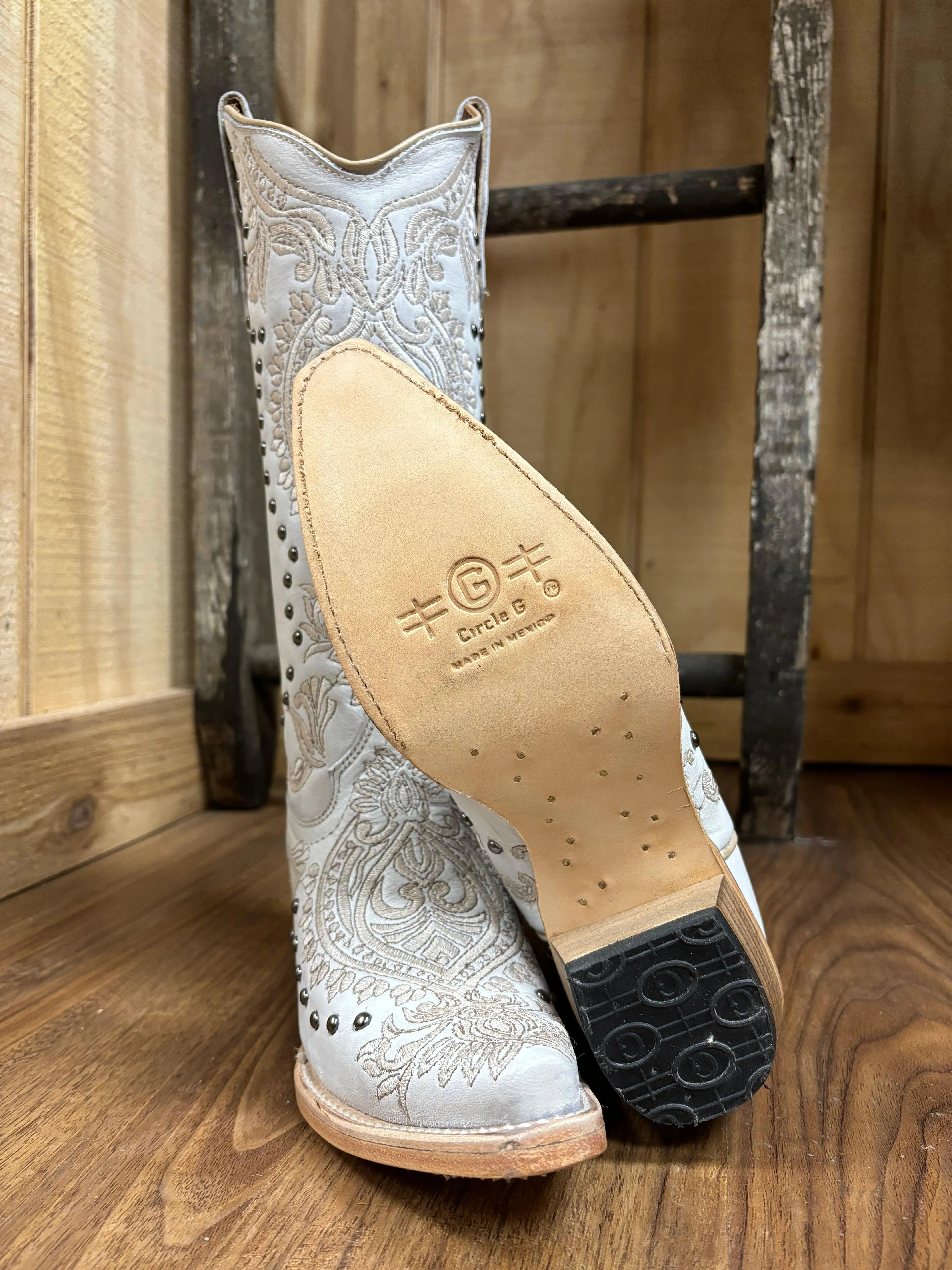 Circle G Women's White Embroidered & Stud Snip Toe Cowgirl Boots L6063
