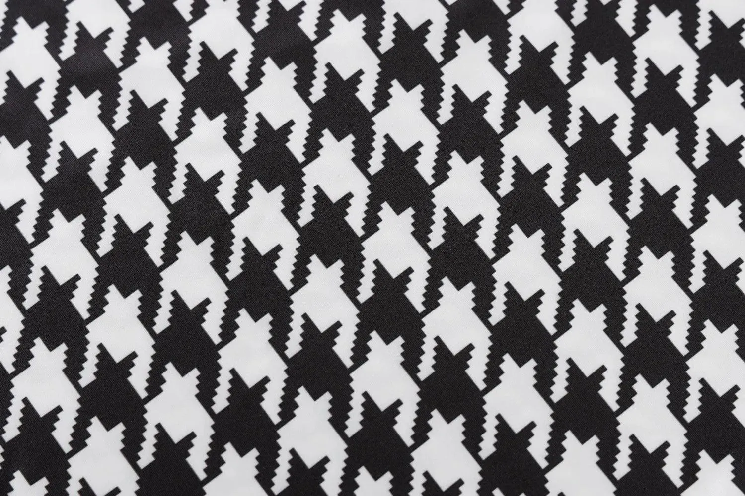 CLASSIC HOUNDSTOOTH PULLOVER DRESS - TIMELESS ELEGANCE IN EVERY THREAD