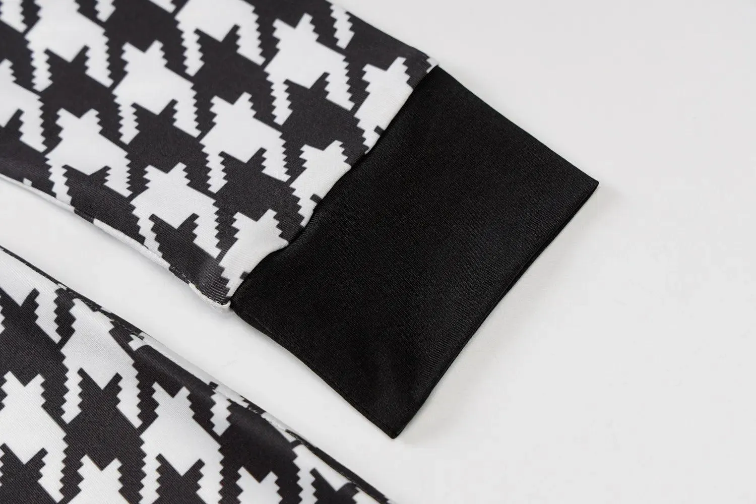 CLASSIC HOUNDSTOOTH PULLOVER DRESS - TIMELESS ELEGANCE IN EVERY THREAD