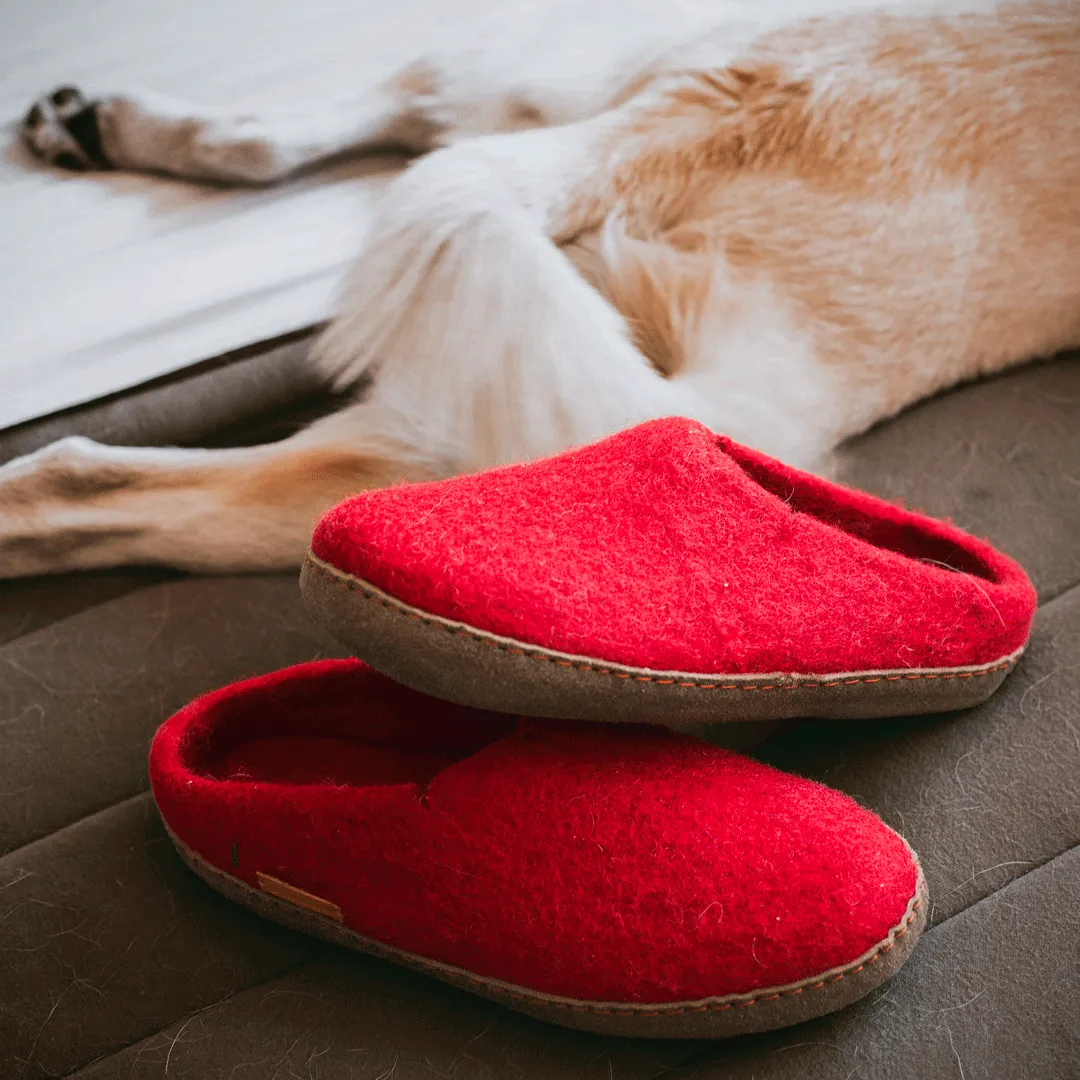 Classic Slipper - Red with Leather