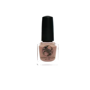 Color Of The Year 2025: Mocha Mousse Nail Lacquer