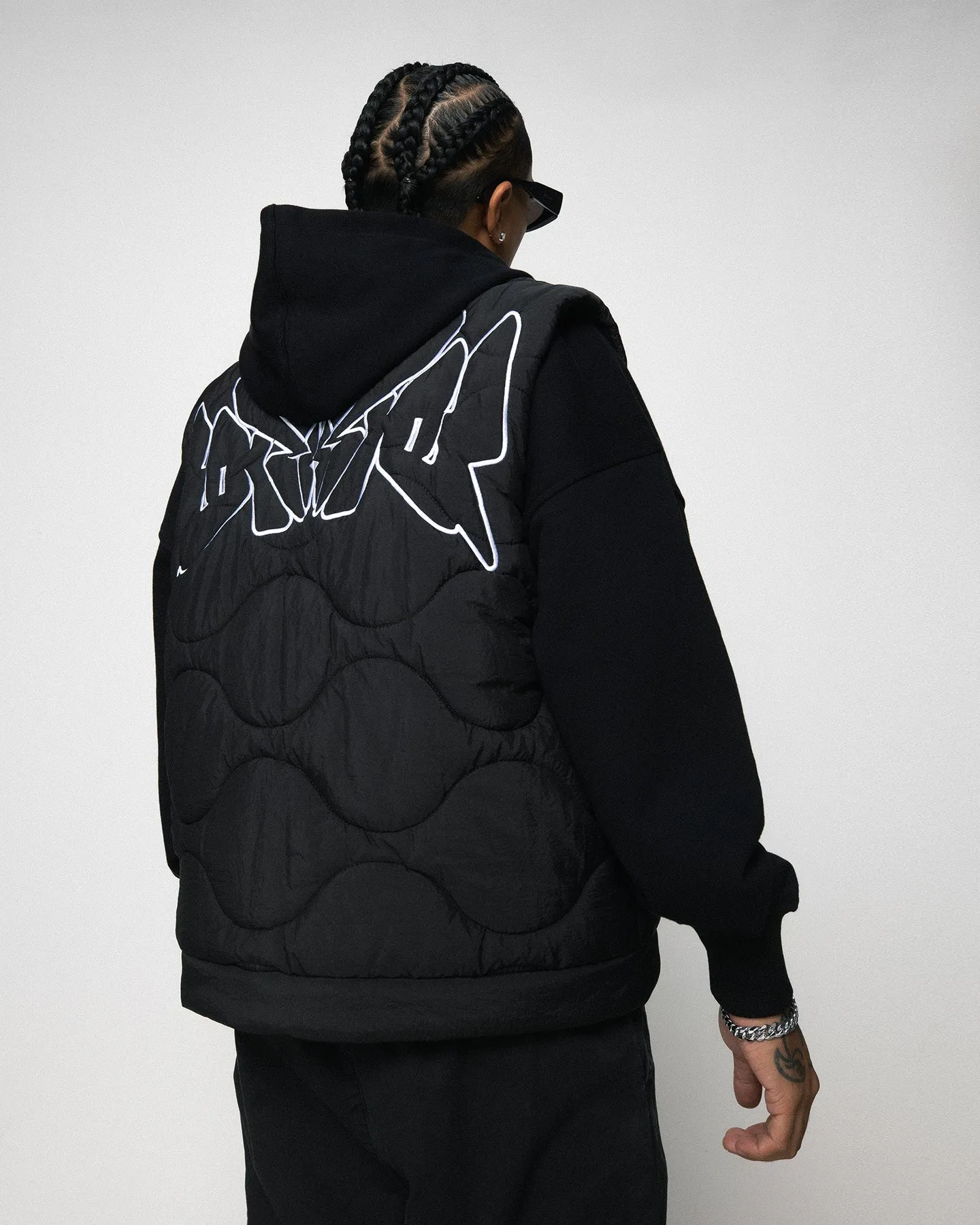 Loiter Hunter Vest Black