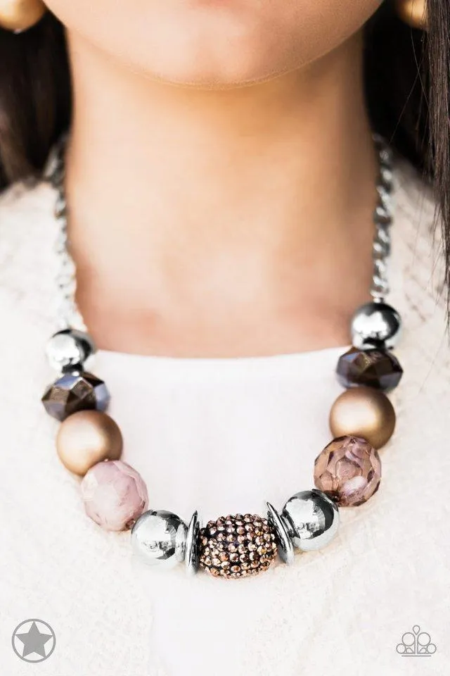 Paparazzi Necklace Blockbuster - A Warm Welcome - Brown