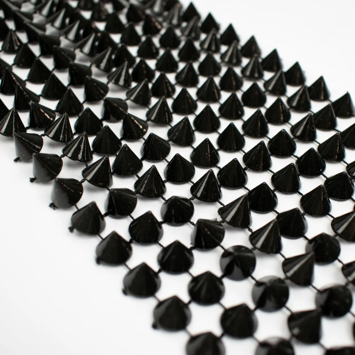 Pointed Stud Trim 11CM