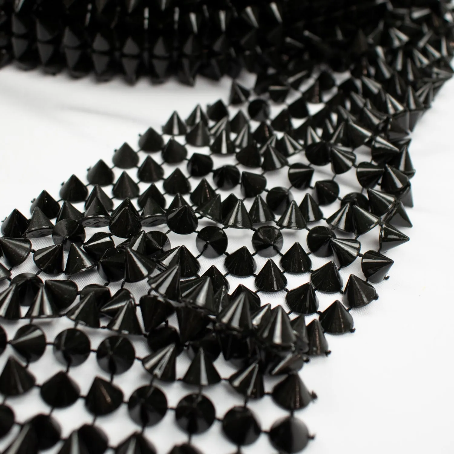 Pointed Stud Trim 11CM