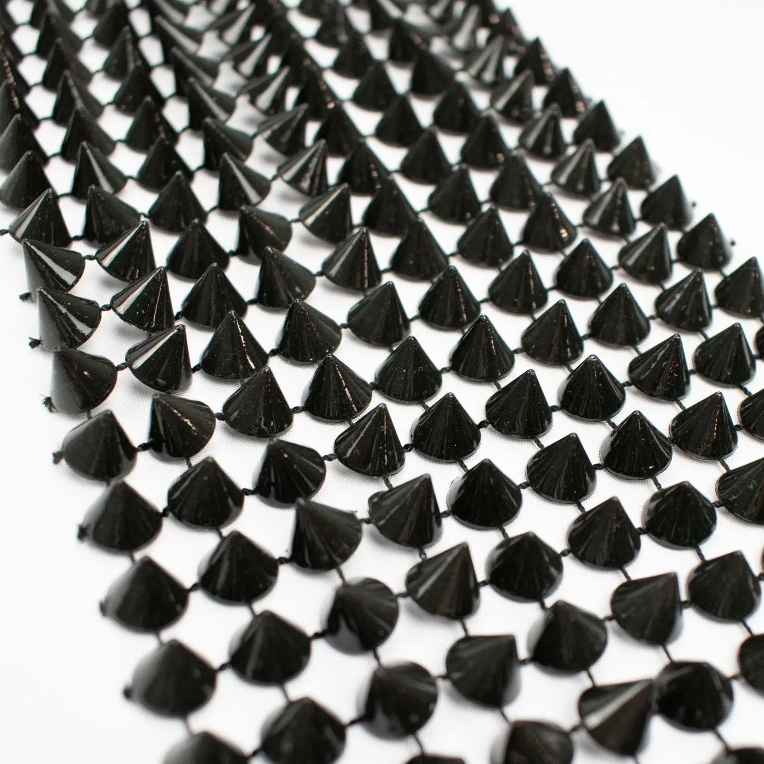 Pointed Stud Trim 11CM