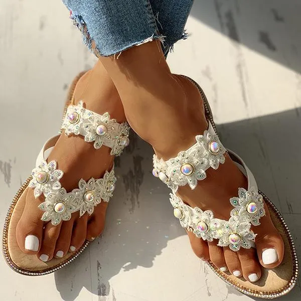 Sohiwoo  Womens Holiday Slippers Studded Flip Flops Cute Slides